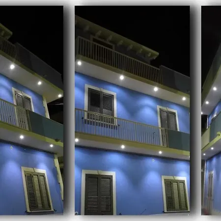 Maria Blue House דירה