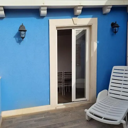 Maria Blue House דירה